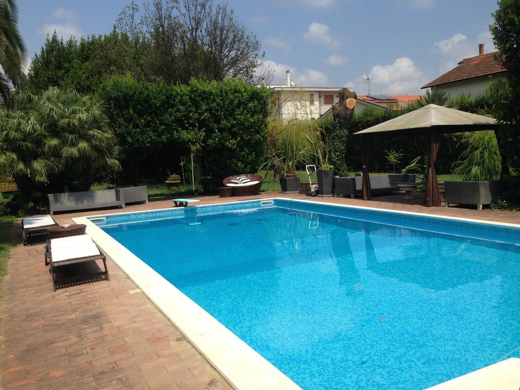 Villa Guelfi Cascina Exteriér fotografie